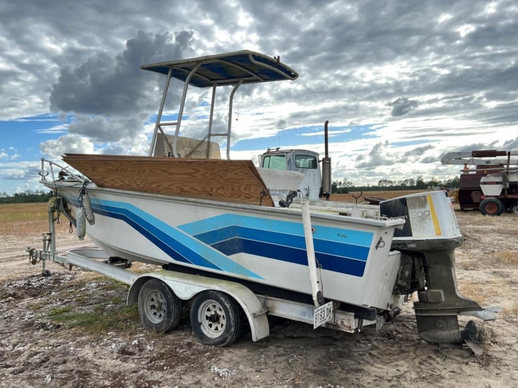 21ft Center Console Boat W/ Johnson 200