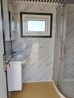 Portable Restroom W/shower