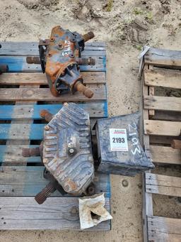 (2) Batwing Gear Boxes, Woods Brand