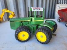 Metal John Deere Precision Toy Tractor