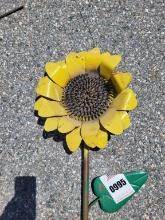 Metal Sunflower Yard Stake