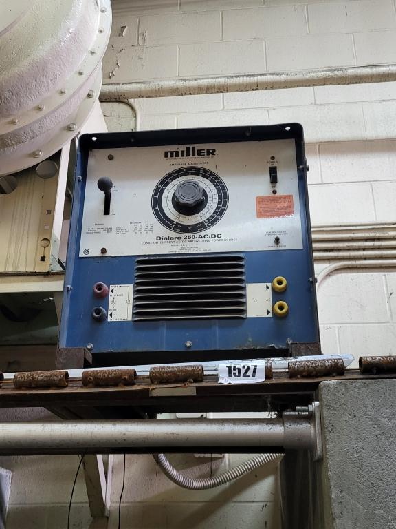 miller dial arc 250 AC/DC welder