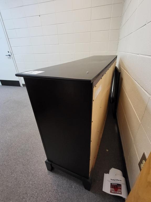 wooden dresser, 6 drawer, 68Lx38H
