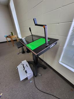 hover cam pilot podium w. class cam
