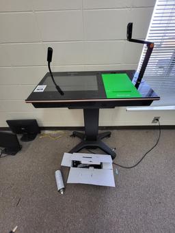 hover cam pilot podium w. class cam