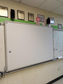 Projector board w. 2 speakers 66x48