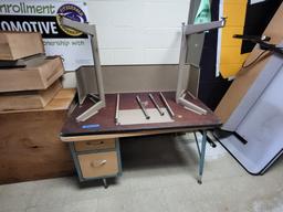 2 metal office desks/2 long computer tables - 90