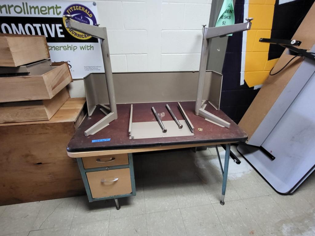 2 metal office desks/2 long computer tables - 90