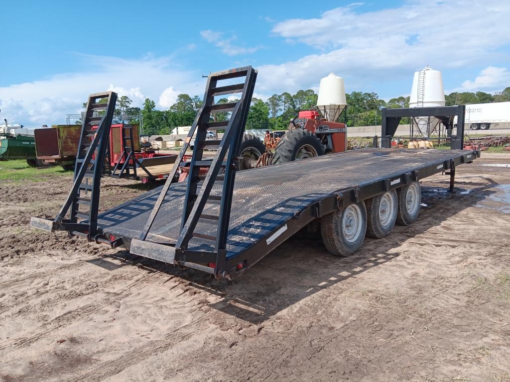 23x7 Tri-axle Gooseneck Trailer