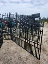 New 16ft Bifold Gate, Deer Scene