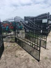 New 16ft Bifold Gate, Horse Scene