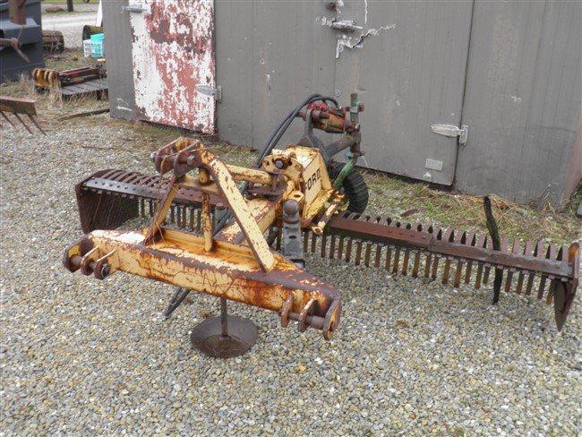Landscaping blade 3 point hitch