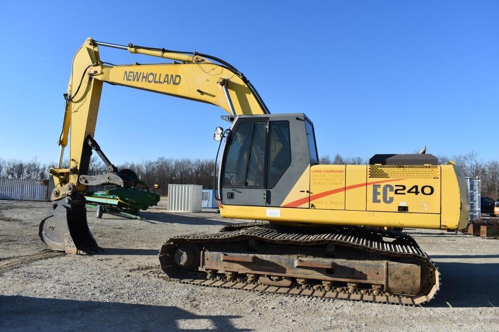 2001 NEW HOLLAND EC240 25842