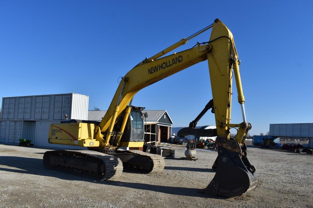 2001 NEW HOLLAND EC240 25842
