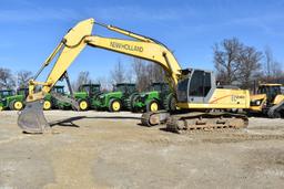 2001 NEW HOLLAND EC240 25842