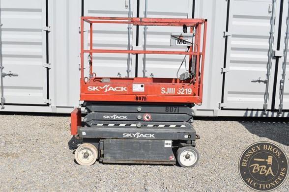 2017 SKYJACK SJIII3219 32605
