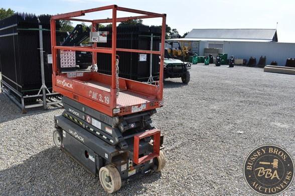 2017 SKYJACK SJIII3219 32605