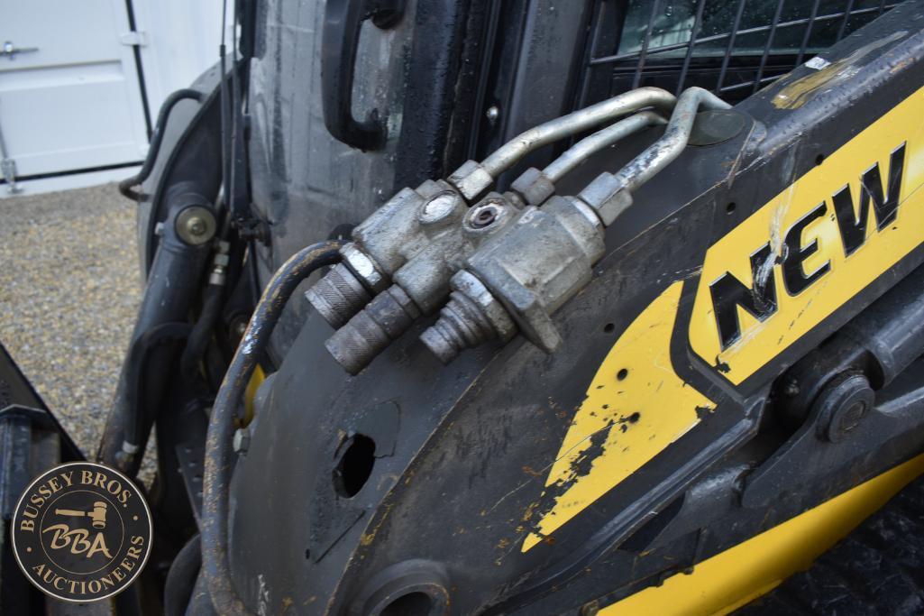 2016 NEW HOLLAND C238 33659