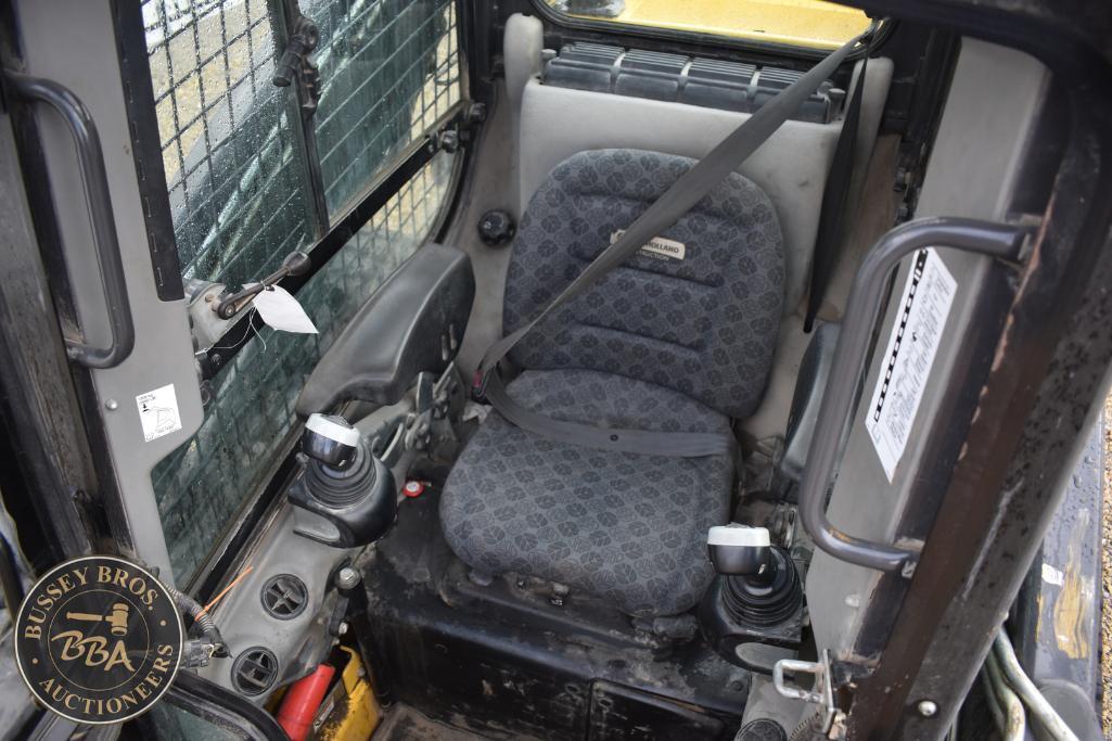 2016 NEW HOLLAND C238 33659