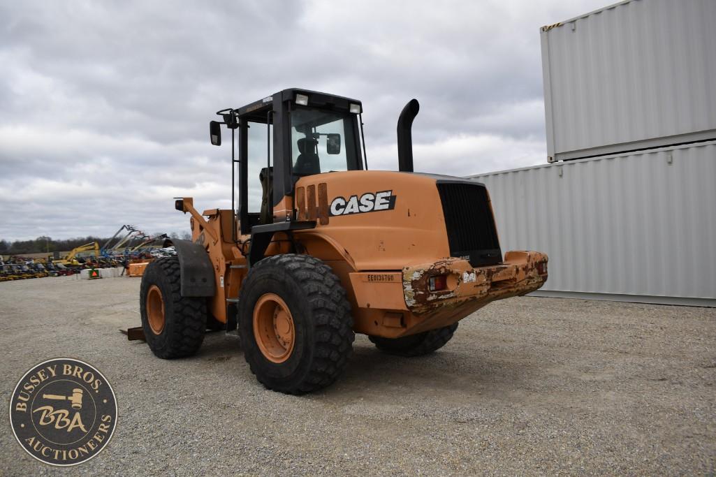 CASE 621D 33643
