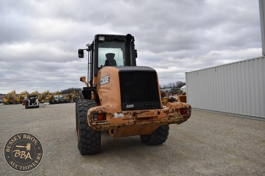 CASE 621D 33643