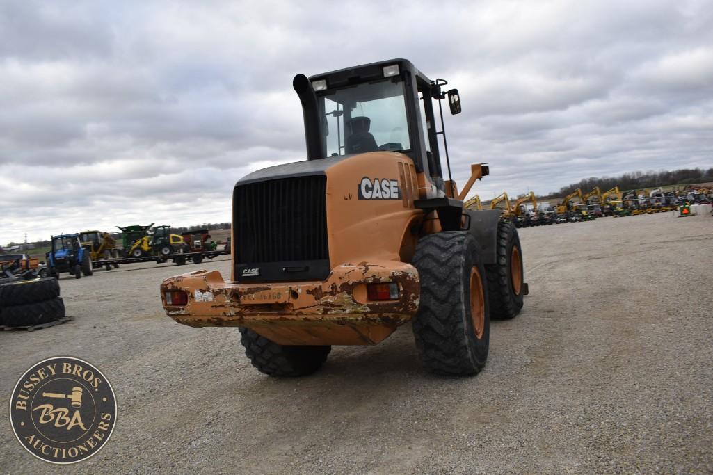 CASE 621D 33643