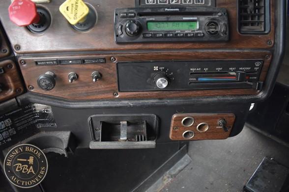 1994 FREIGHTLINER FLD112 33224