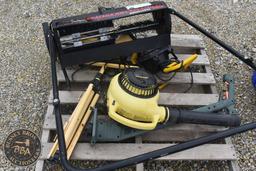 SKID LOT OF MISC LAWN AND GARDEN TOOLS 36032
