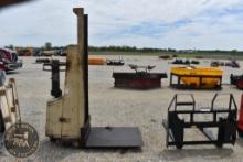 WAREHOUSE LIFT 35980