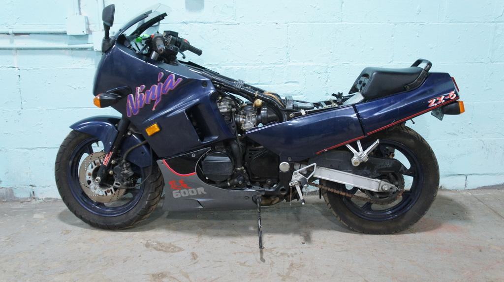 1992 Kawasaki ZX600C Ninja
