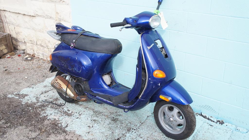 2001 VESPA ET4 150