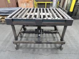 ROLL AROUND ROLLER BENCH W / ADJUSTABLE HEIGHT