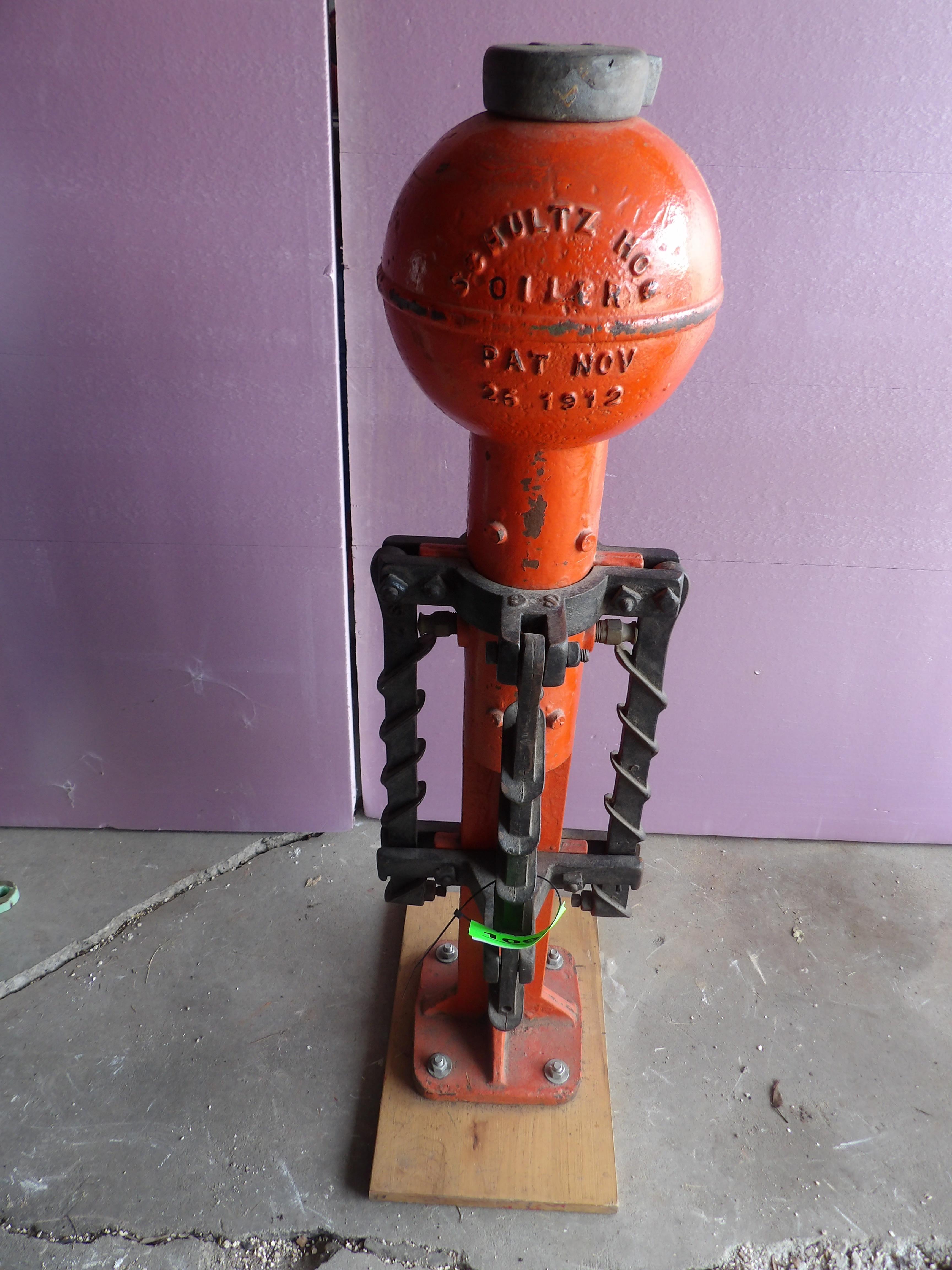 SHULTZ HOG OILER