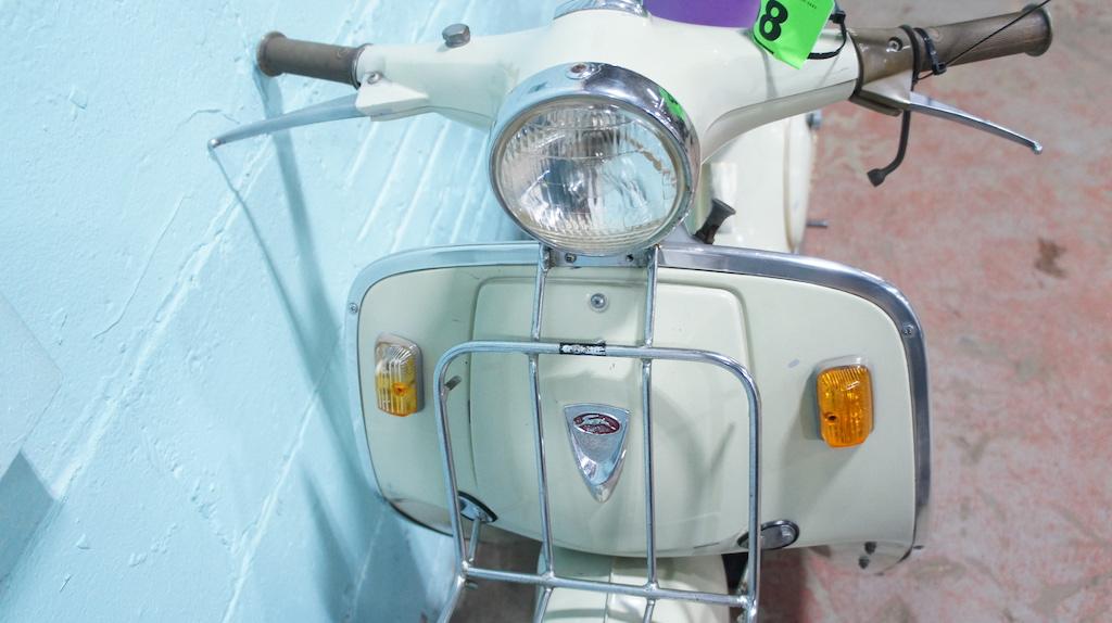 1965 FUJI RABBIT 90  Scooter