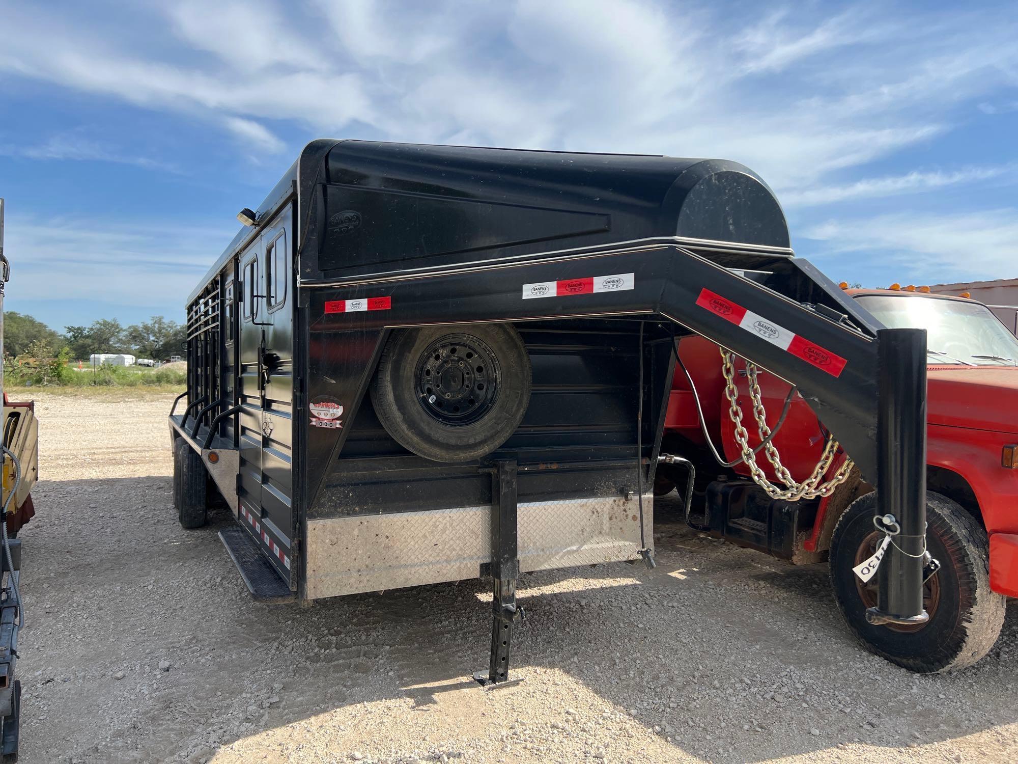 2021 Banens 6'4"X24' Steel Top Trailer with D/S Dressing Room and P/S Tack Compartment with 6 Saddle
