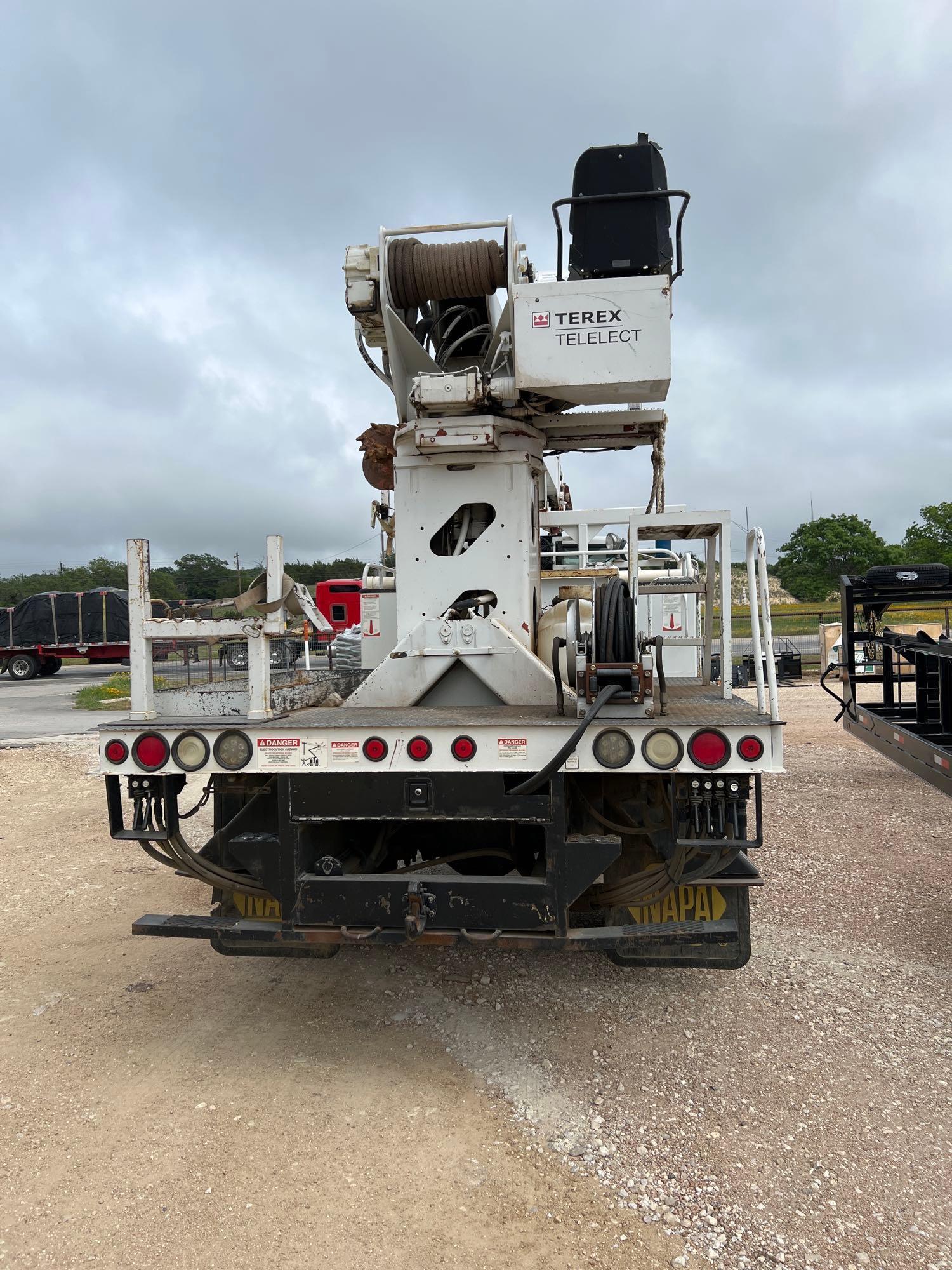 2006 Ford F750 300HP Cat C7 Engine. Allison Auto Transmission Terex Telelect Unit. Commander CH047