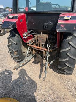 YTO 554 4WD Cab Tractor with YTO TZ05D554 Loader and 68" Bucket Drivers Side Glass Broke Shows 309