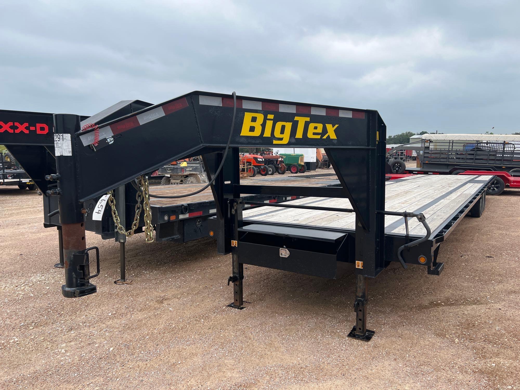 2020 Big Tex 14GN-40 40' Flatbed Trailer with Slide-In Ramps and Dual Jacks 2 - 7K lb. Axles VIN