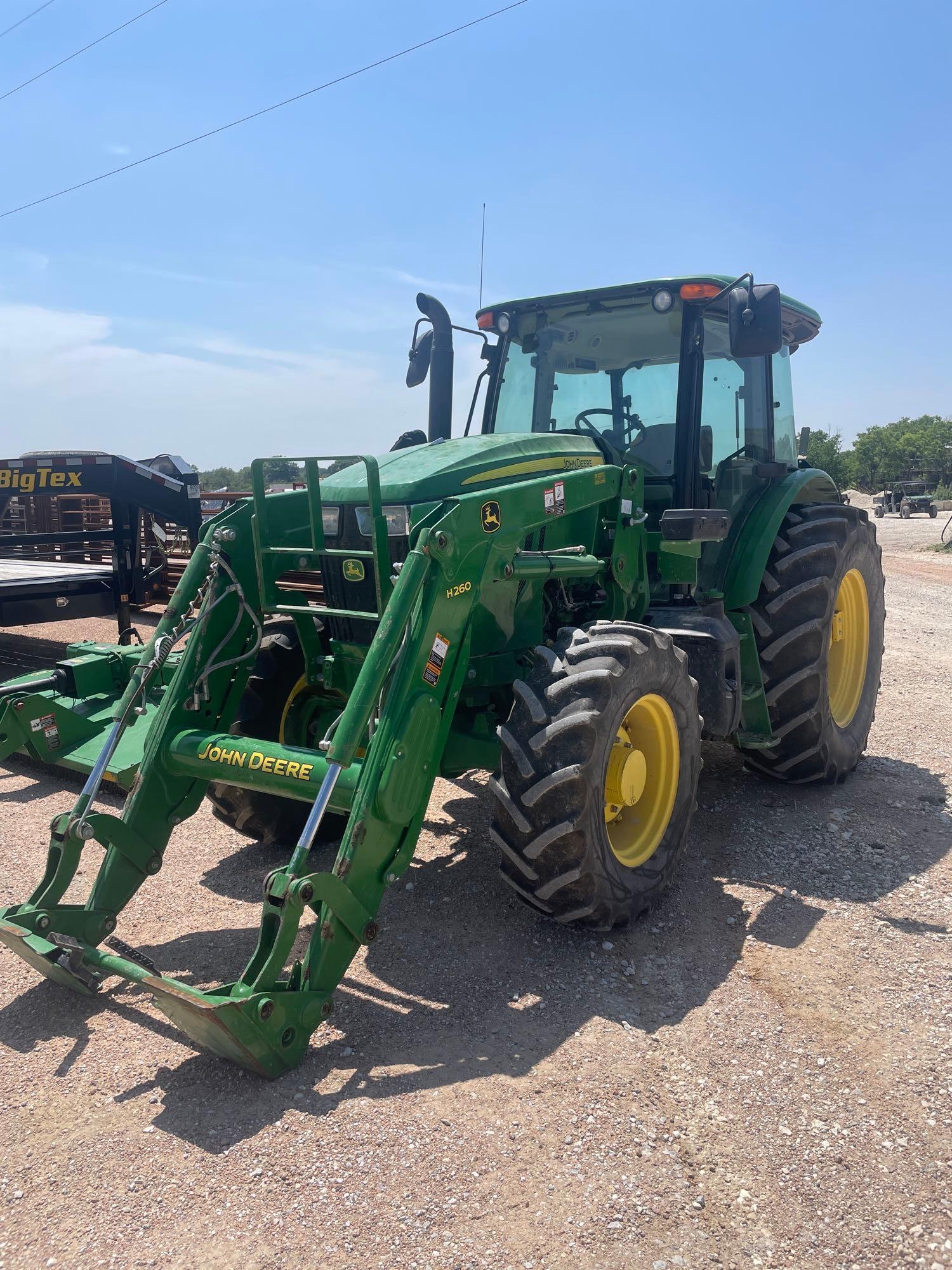 2017 JD 6120 E MFWD with H260 Loader and 2 sets remotes - reverser. 4WD 1569 HRS Local ranch tractor