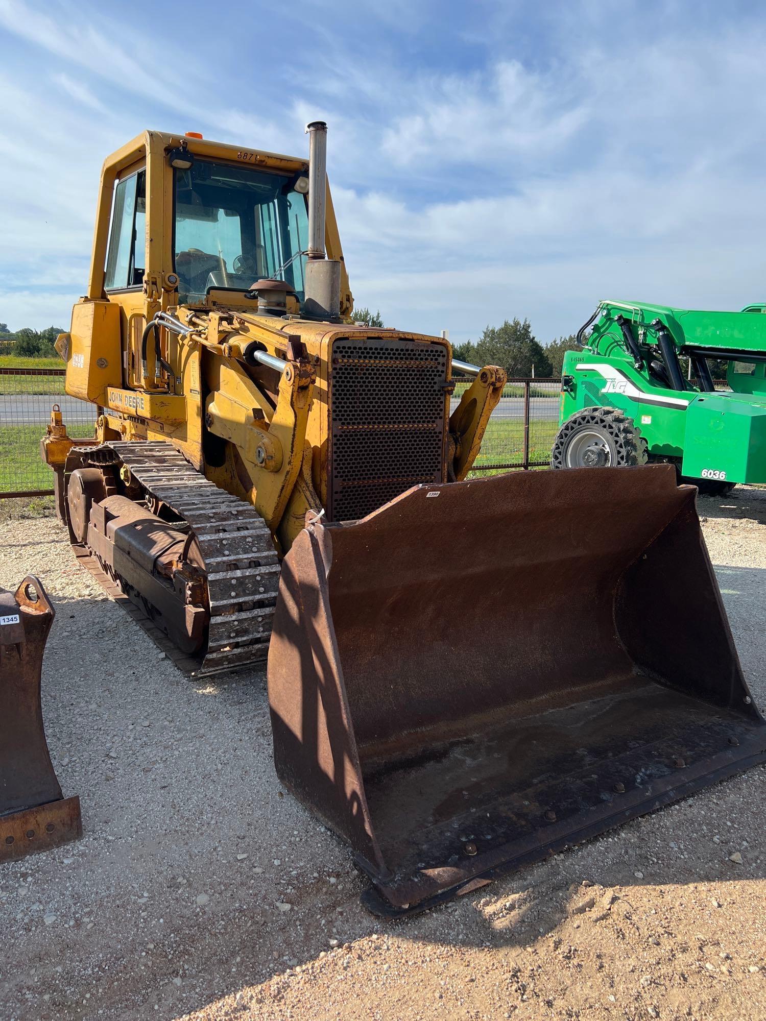 John Deere 655B Track Loader with Cab Rippers with 3 Shanks Shows 3920 HRS