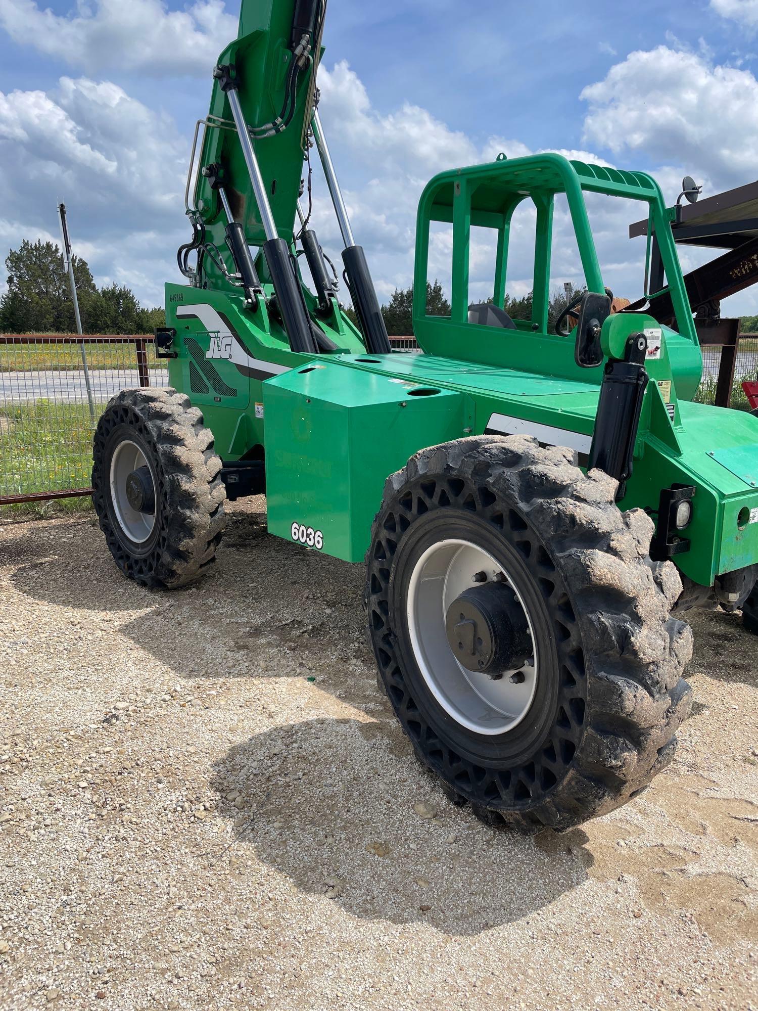 2014 JLG 6036 Telehandler Cummins Engine Cushion Tires 6K lb Lift 36' Mast 2272 Hours SN 0160063072