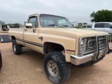 1984 Chevy K20 4x4 - LS 5.3 Engine Swap GMC Tailgate Rust Under Doors Slight Damage Driver Side