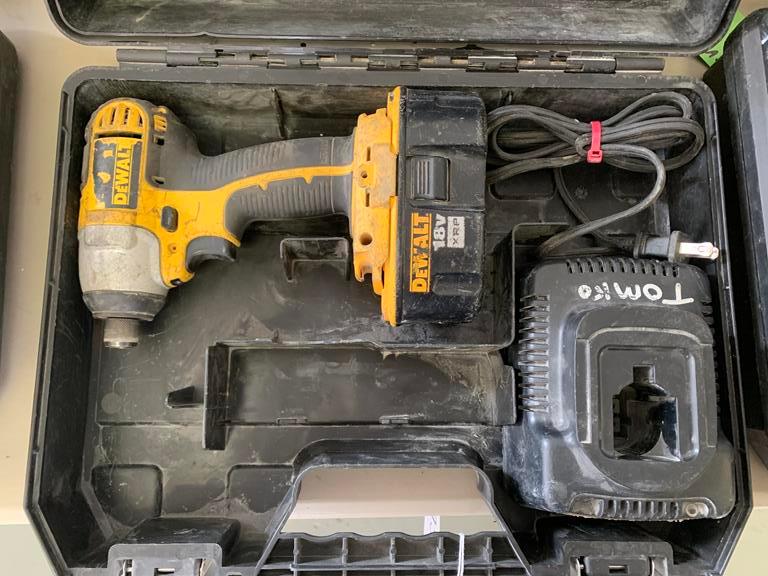 DEWALT IMPACT DRILL