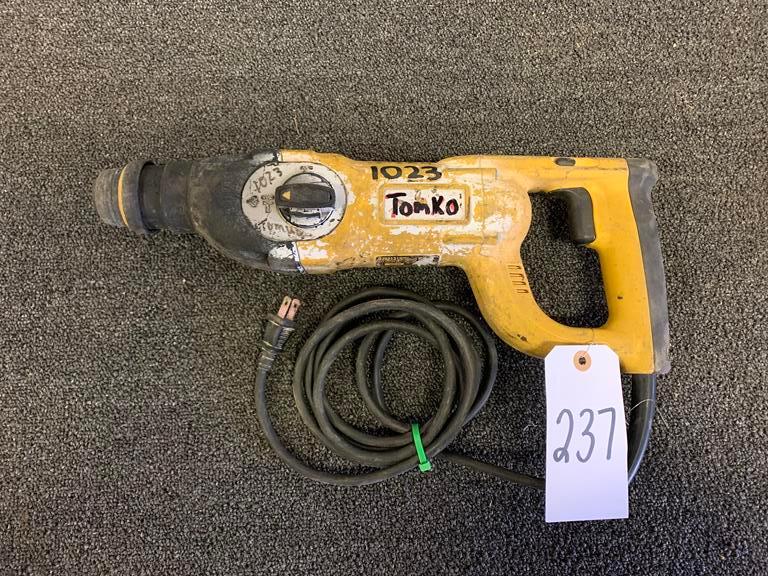 DEWALT HAMMER DRILL