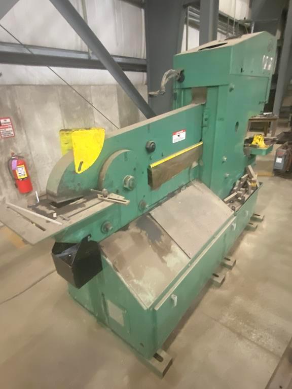 Piranha PII-140 Ironworker