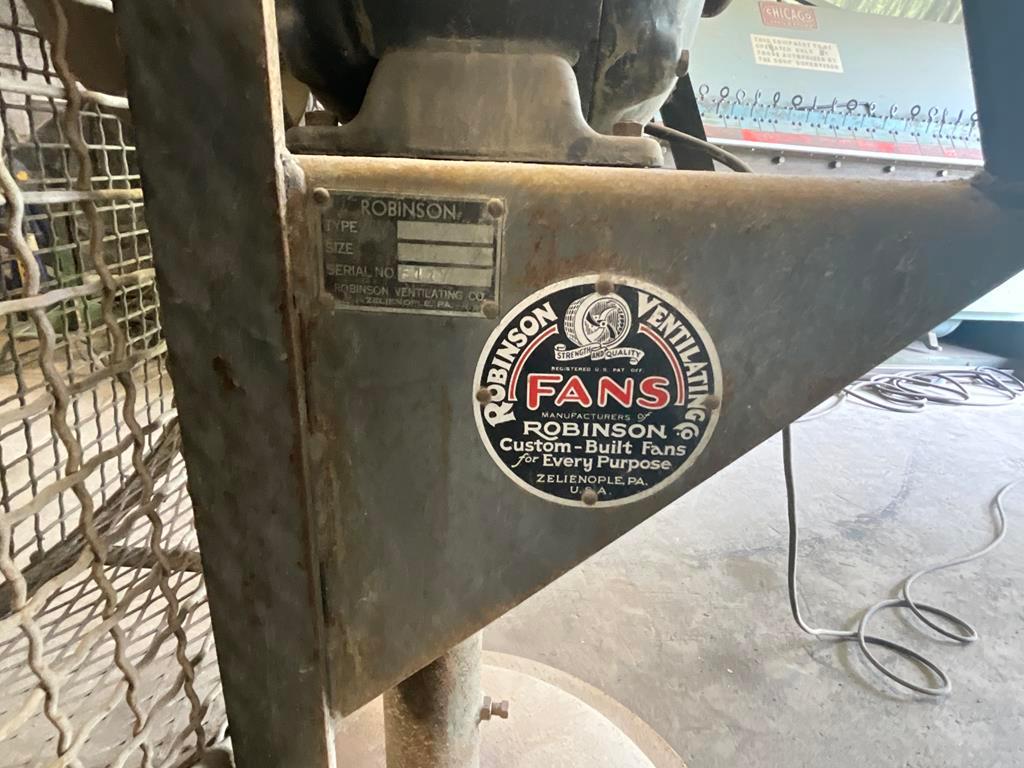 Shop Fan