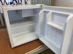 Proctor Silex Minifridge