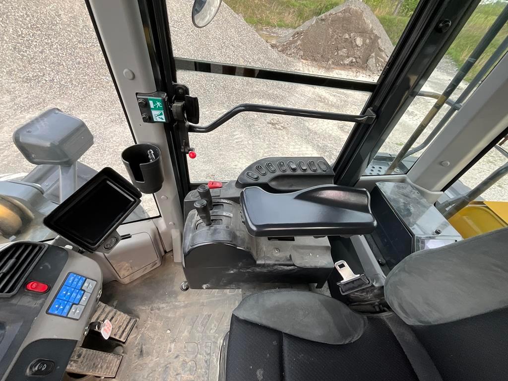 2022 Komatsu WA480