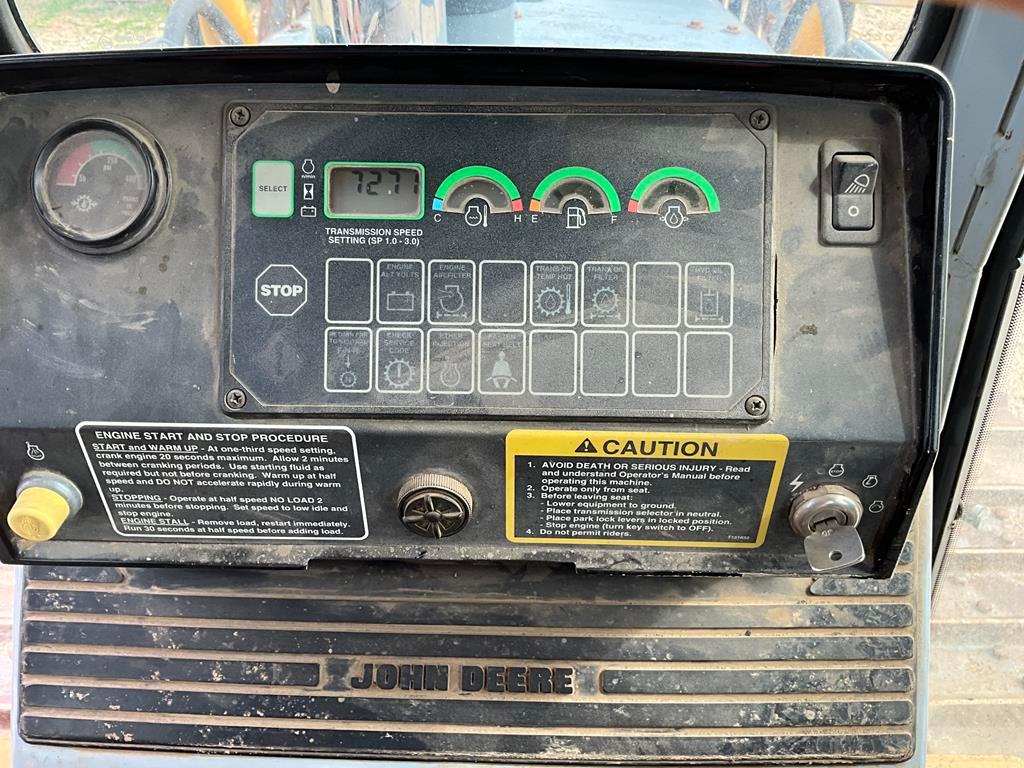 2002 John Deere 850C with Winch