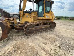 2002 John Deere 850C with Winch